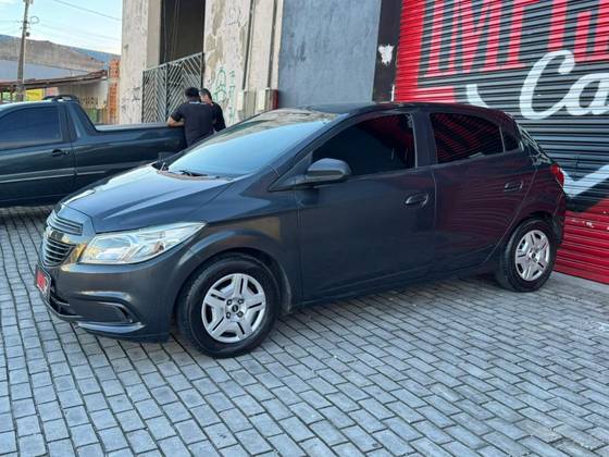 CHEVROLET ONIX 1.0 MPFI JOY 8V FLEX 4P MANUAL CHEVROLET ONIX 1.0 MPFI JOY 8V FLEX 4P MANUAL